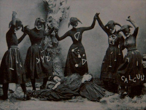 tumblr_kqwocsApXb1qa6x5yo1_500