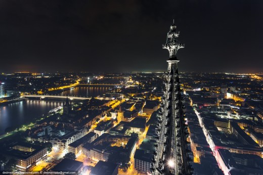 0_81c02_42980130_orig