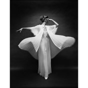 lg_5671901_vf_butterfly_robe_arm_outa