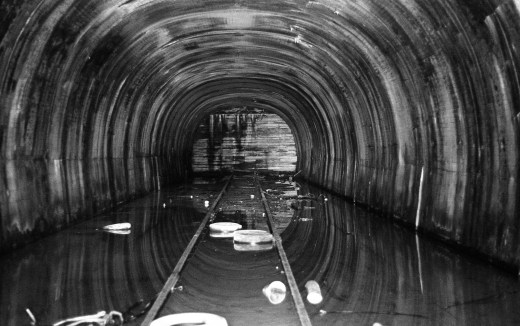Church_Hill_Tunnel_East_Entrance_1981_c